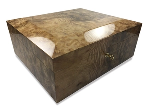 Presentation Box Madrona Burr VALMOUR