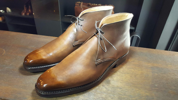Glazing of Leather Shoes